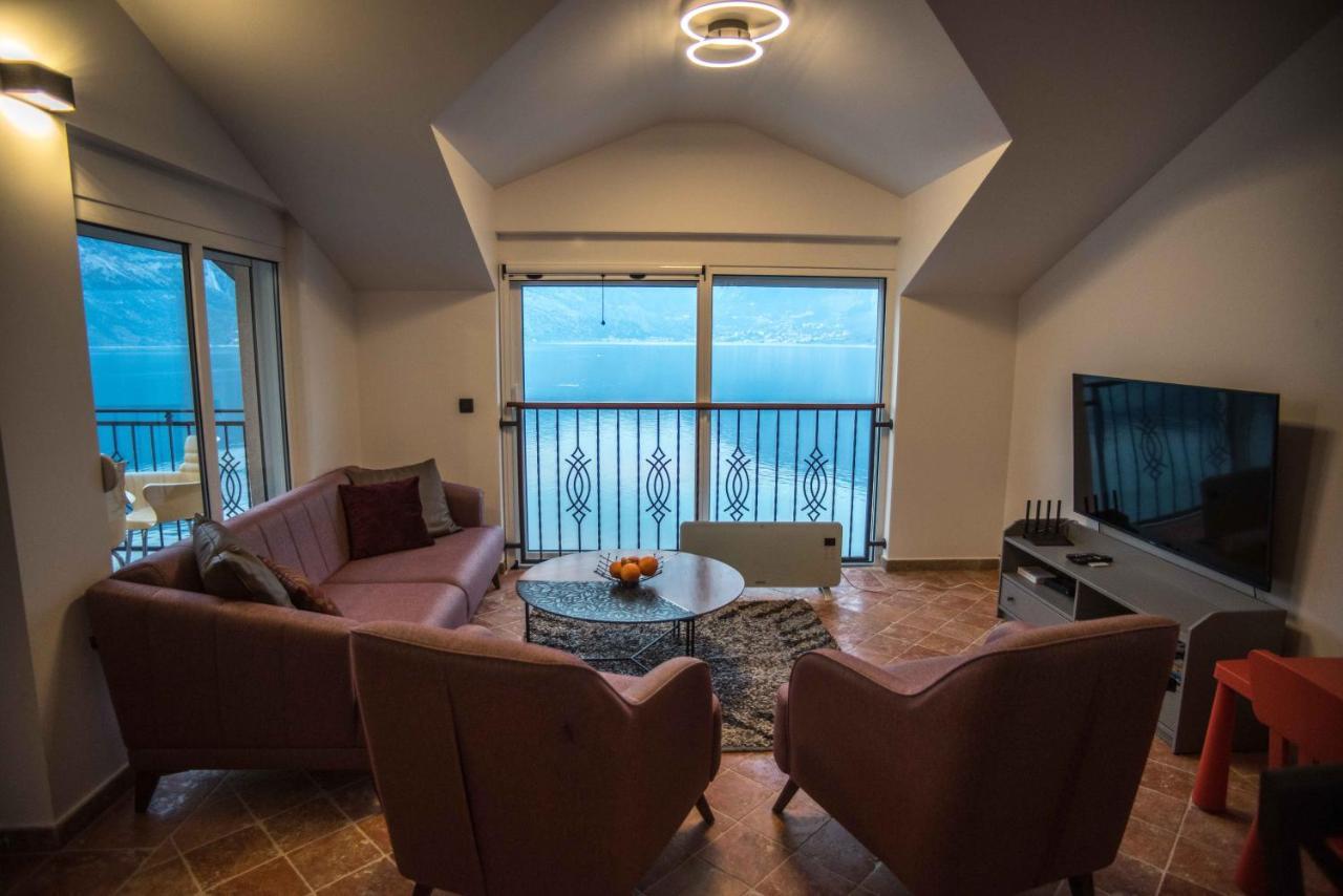 Modern Waterfront 3-Bed Apartment Donja Kostanjica Zewnętrze zdjęcie